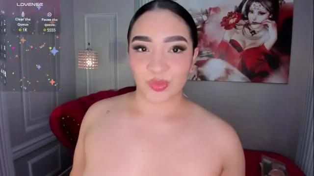 Image 4 of stephania_diamond Stream on Chaturbate on 1 month ago