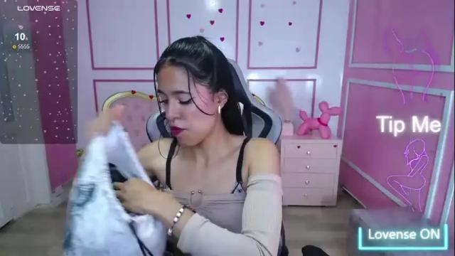 Image 7 of stephania_t Stream on Chaturbate on 1 month ago