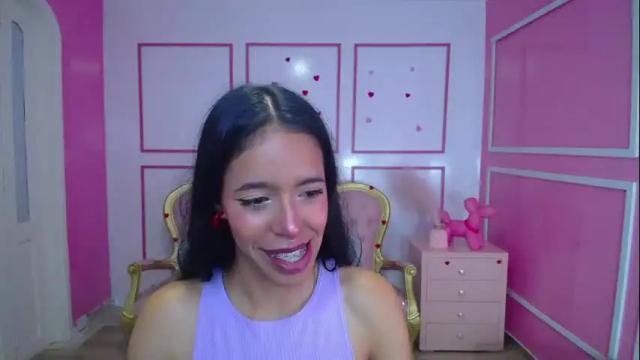 Image 2 of stephania_t Stream on Chaturbate on 24 days ago