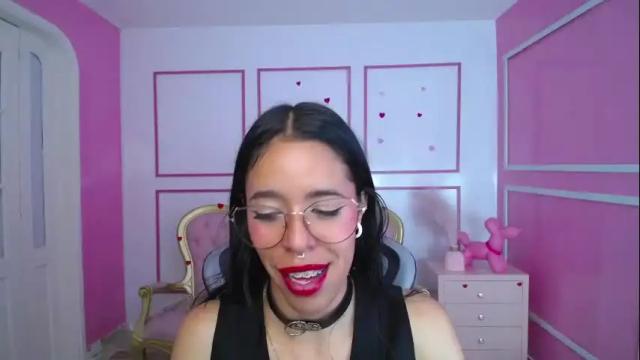 Image 11 of stephania_t Stream on Chaturbate on 23 days ago