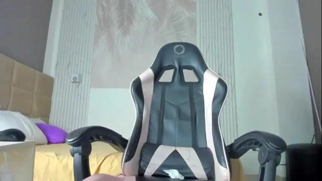 Image 10 of stephanie_5 Stream on Chaturbate on 3 months ago