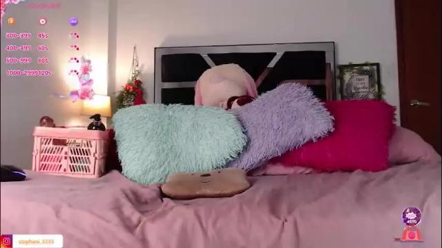 Image 7 of stephanie_golden Stream on Chaturbate on 1 month ago