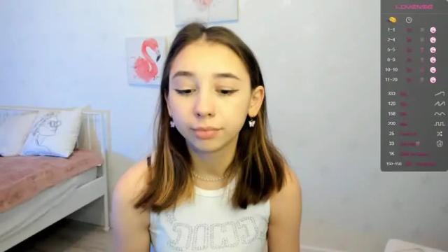 Image 11 of stephaniesally Stream on Chaturbate on 24 months ago