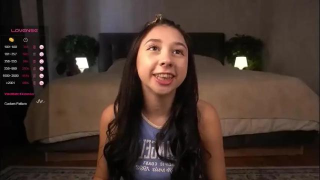 Image 2 of stephaniesally Stream on Chaturbate on 1 month ago