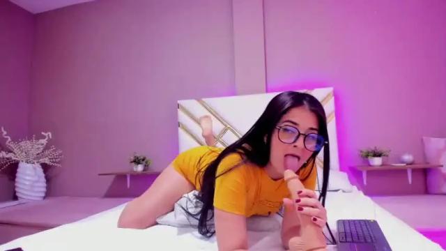 Image 11 of stephaniessey Stream on Chaturbate on 28 months ago