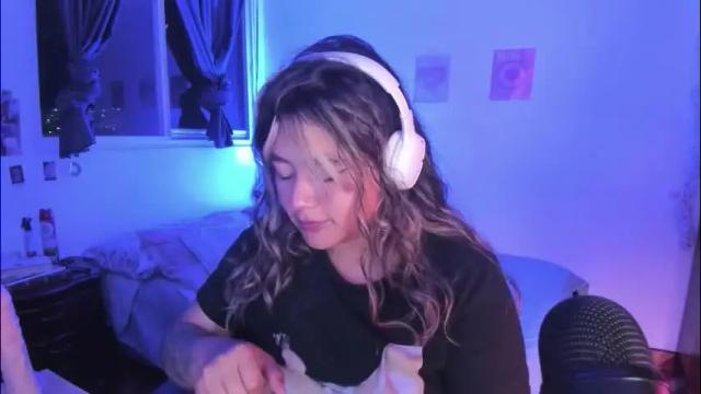 Image 2 of stephanifox Stream on Chaturbate on 2 months ago