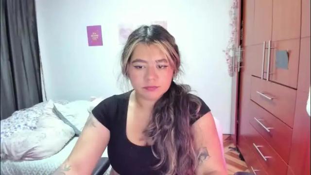 Image 3 of stephanifox Stream on Chaturbate on 2 months ago