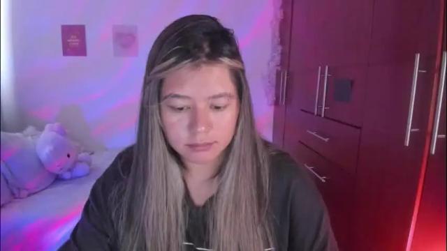 Image 3 of stephanifox Stream on Chaturbate on 1 month ago