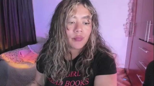 Image 12 of stephanifox Stream on Chaturbate on 1 month ago