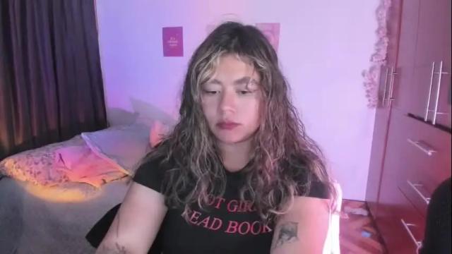 Image 3 of stephanifox Stream on Chaturbate on 1 month ago