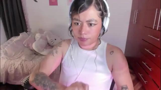 Image 2 of stephanifox Stream on Chaturbate on 1 month ago