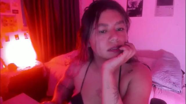 Image 10 of stephanifox Stream on Chaturbate on 29 days ago