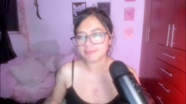 Image 4 of stephanifox Stream on Chaturbate on 6 days ago