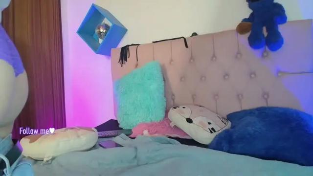 Image 12 of stephannie_hs Stream on Chaturbate on 21 months ago