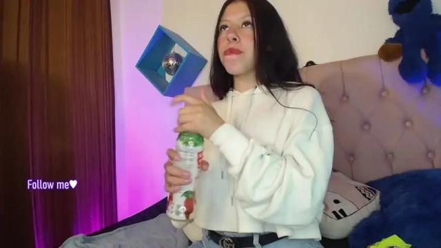 Image 3 of stephannie_hs Stream on Chaturbate on 21 months ago