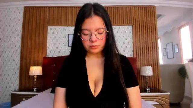 Image 4 of stephannyadams Stream on Chaturbate on 27 days ago