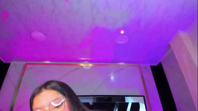 Image 7 of stephannyadams Stream on Chaturbate on 6 days ago