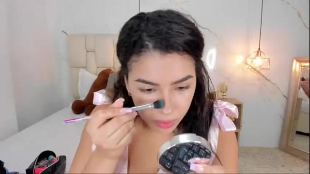 Image 12 of stephanysc Stream on Chaturbate on 29 days ago