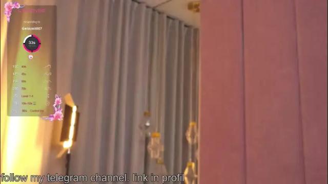 Image 6 of stephaweb Stream on Chaturbate on 15 days ago