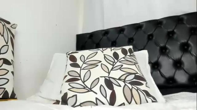 Image 6 of stephie01 Stream on Chaturbate on 3 months ago