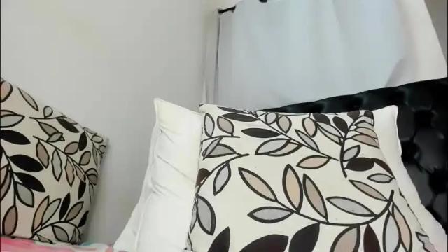 Image 6 of stephie01 Stream on Chaturbate on 2 months ago