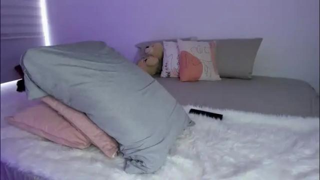 Image 11 of stephie_martinez Stream on Chaturbate on 1 month ago