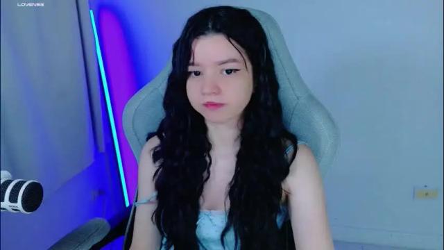 Image 8 of stephybrown Stream on Chaturbate on 2 months ago