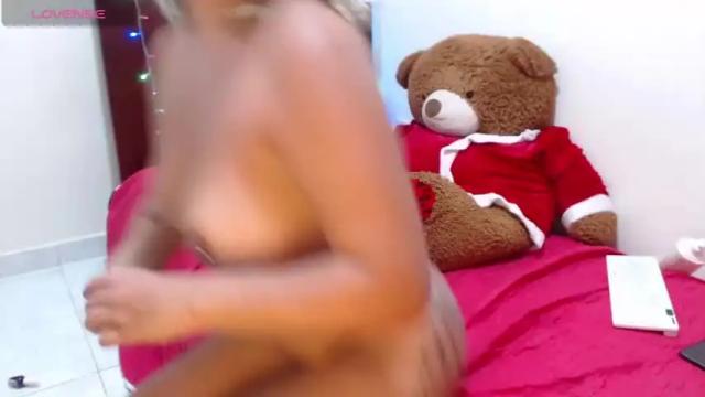 Image 11 of stephyjonesph Stream on Chaturbate on 17 months ago
