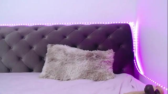 Image 11 of stepmommy19 Stream on Chaturbate on 8 days ago