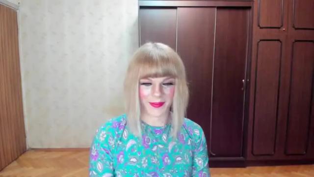 Image 2 of stesnyashkaalice Stream on Chaturbate on 16 months ago