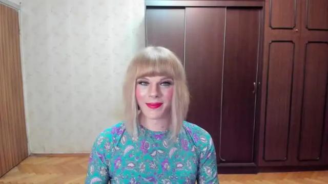 Image 3 of stesnyashkaalice Stream on Chaturbate on 16 months ago