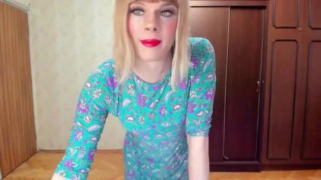 Image 2 of stesnyashkaalice Stream on Chaturbate on 16 months ago