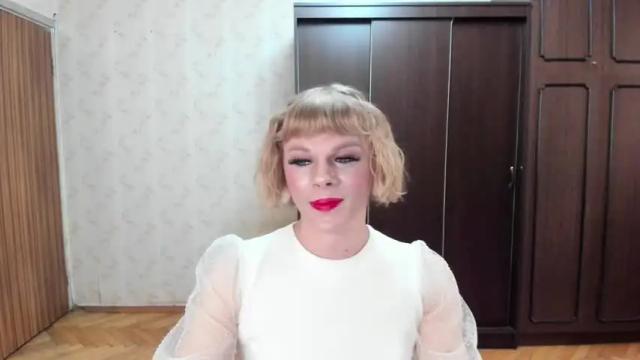 Image 8 of stesnyashkaalice Stream on Chaturbate on 13 months ago