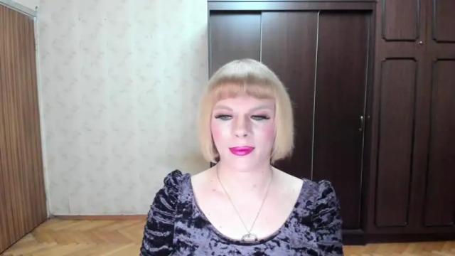 Image 10 of stesnyashkaalice Stream on Chaturbate on 13 months ago