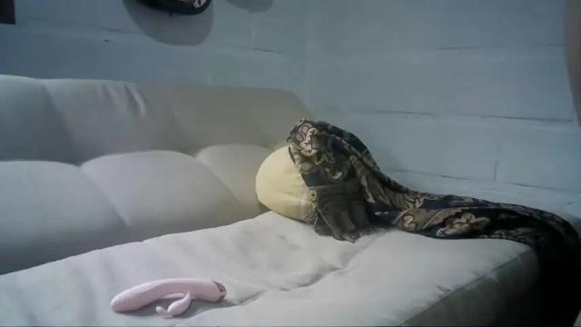 Image 8 of stiv_and_emi Stream on Chaturbate on 13 months ago