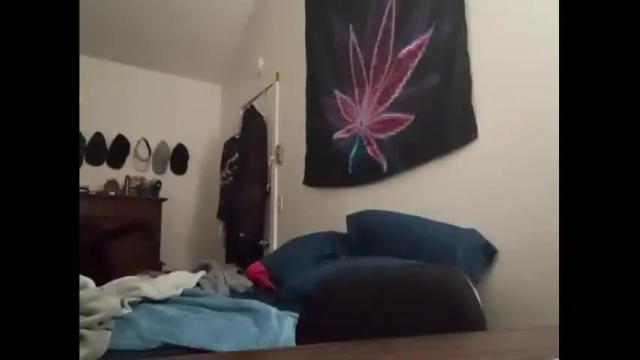 Thumbnail 3, stonedlesbian518's Stream at Chaturbate, 15 months ago