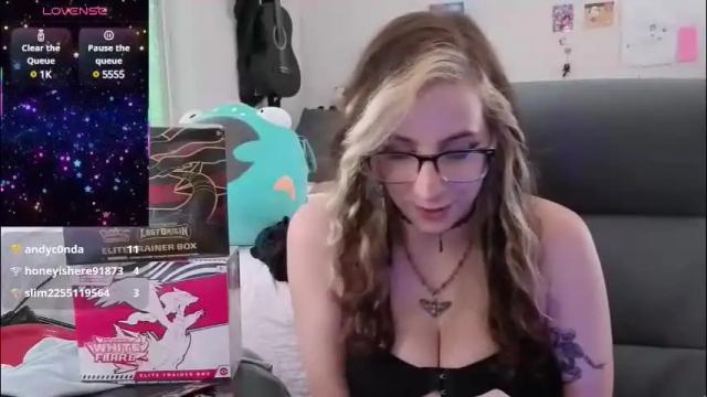 Image 3 of stonednhung Stream on Chaturbate on 2 months ago