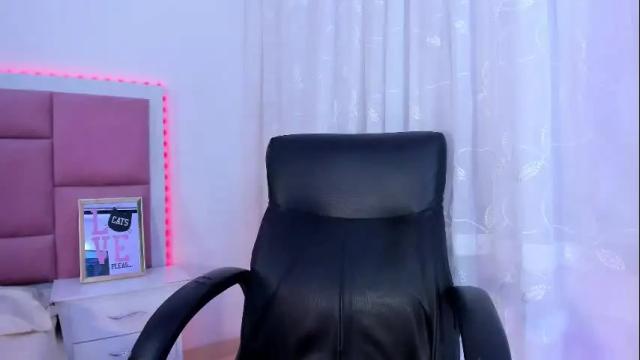 Image 11 of stormihills Stream on Chaturbate on 2 months ago