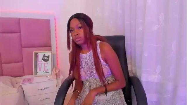 Image 12 of stormihills Stream on Chaturbate on 2 months ago