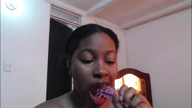 Image 4 of stormihills Stream on Chaturbate on 6 days ago