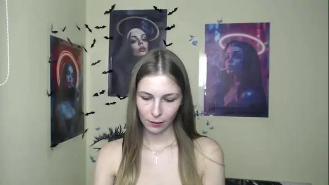 Image 2 of stranger_giirl Stream on Chaturbate on 28 days ago