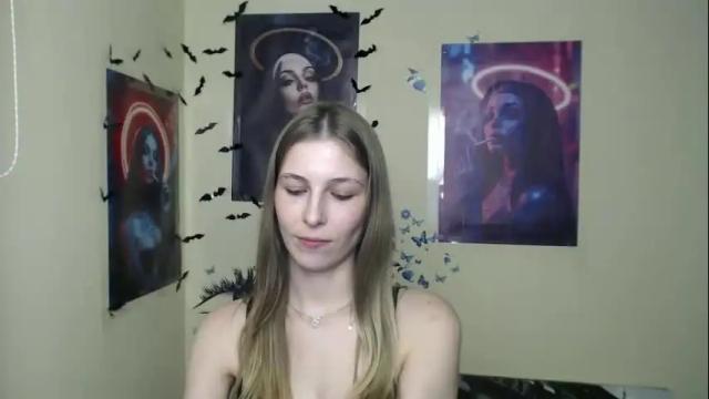 Image 6 of stranger_giirl Stream on Chaturbate on 28 days ago