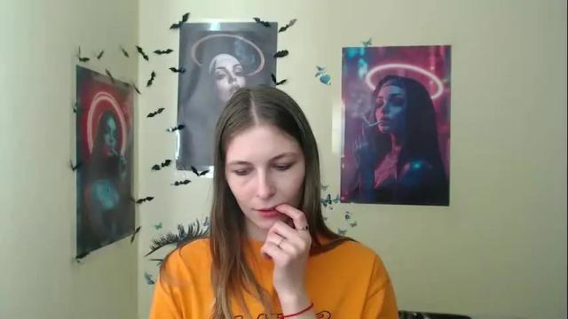 Image 12 of stranger_giirl Stream on Chaturbate on 26 days ago