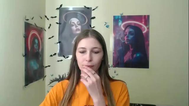 Image 4 of stranger_giirl Stream on Chaturbate on 26 days ago