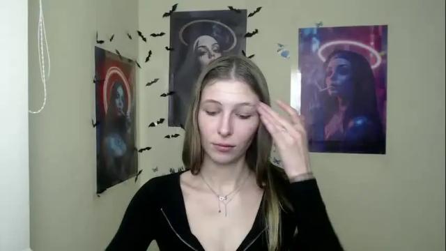 Image 4 of stranger_giirl Stream on Chaturbate on 14 days ago