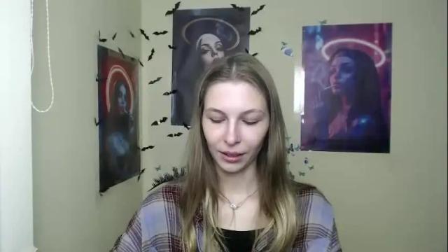 Image 3 of stranger_giirl Stream on Chaturbate on 12 days ago