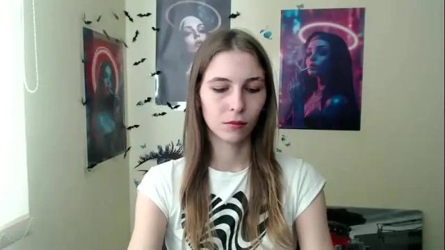 Thumbnail 1, stranger_giirl's Stream at Chaturbate, 1 month ago
