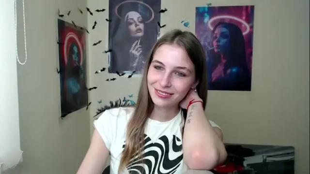 Image 3 of stranger_giirl Stream on Chaturbate on 1 month ago