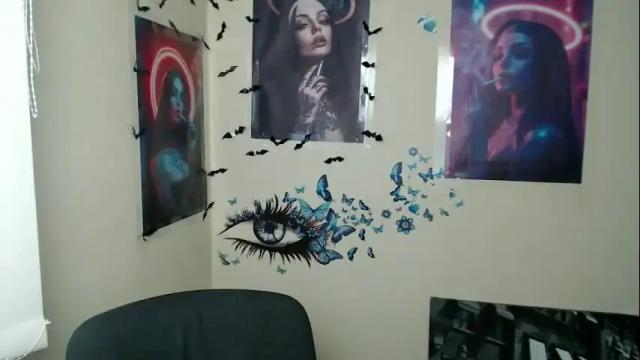 Image 4 of stranger_giirl Stream on Chaturbate on 29 days ago