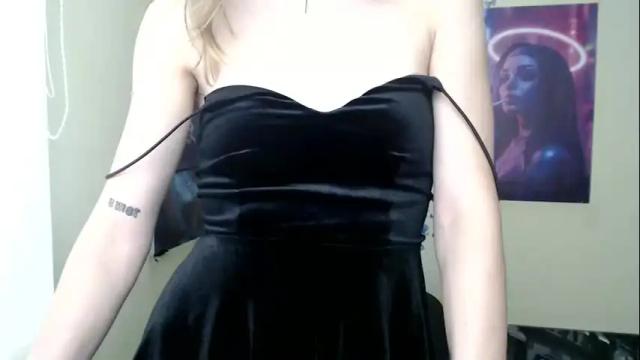 Image 11 of stranger_giirl Stream on Chaturbate on 25 days ago